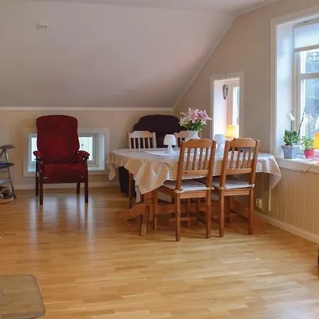 Three-bedroom In Tvedestrand